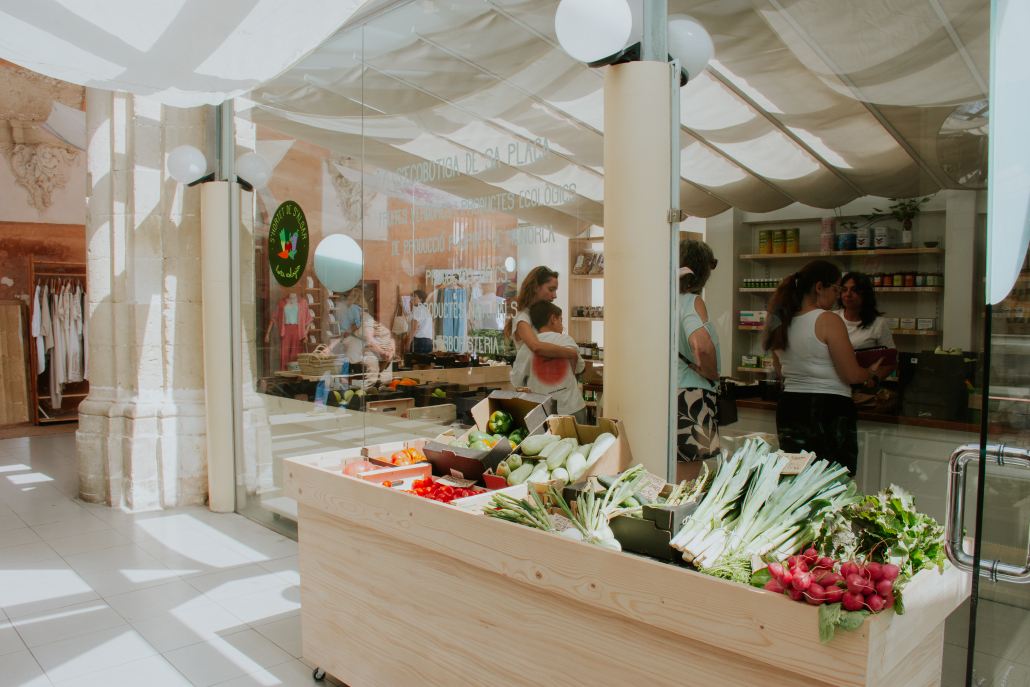 Productos ecoógicos en el Mercado de Maó